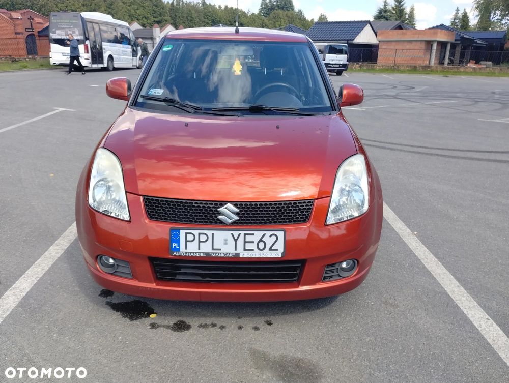 Suzuki Swift - 2