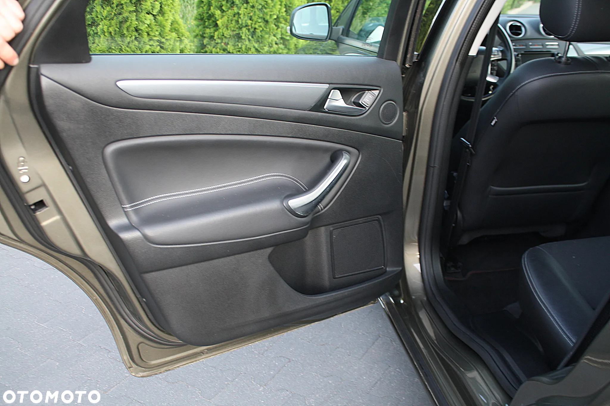 Ford Mondeo 1.6 T Gold X - 22