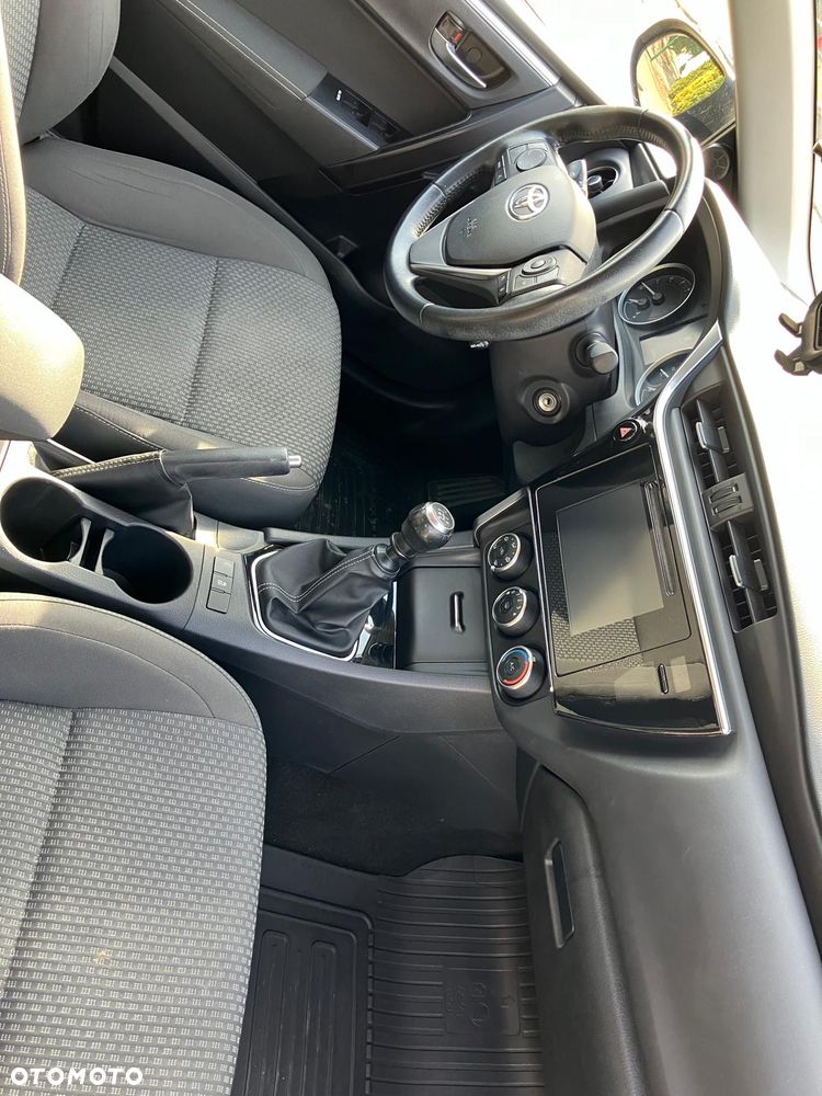 Toyota Corolla 1.6 Classic Plus - 7