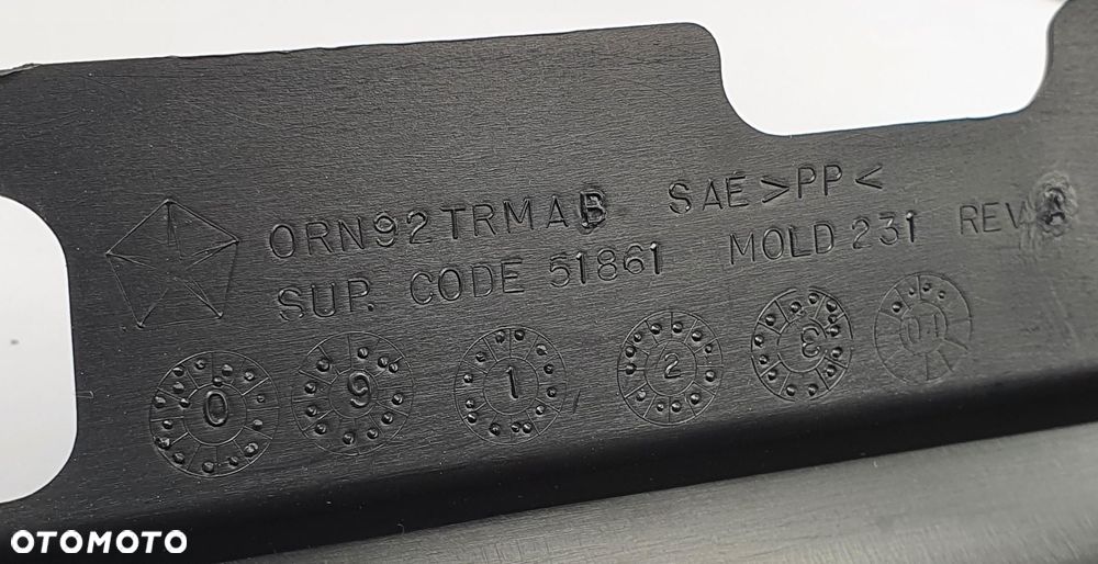 PLASTIK OSŁONA KONSOLI DOLNA CHRYSLER SEBRING I - 8