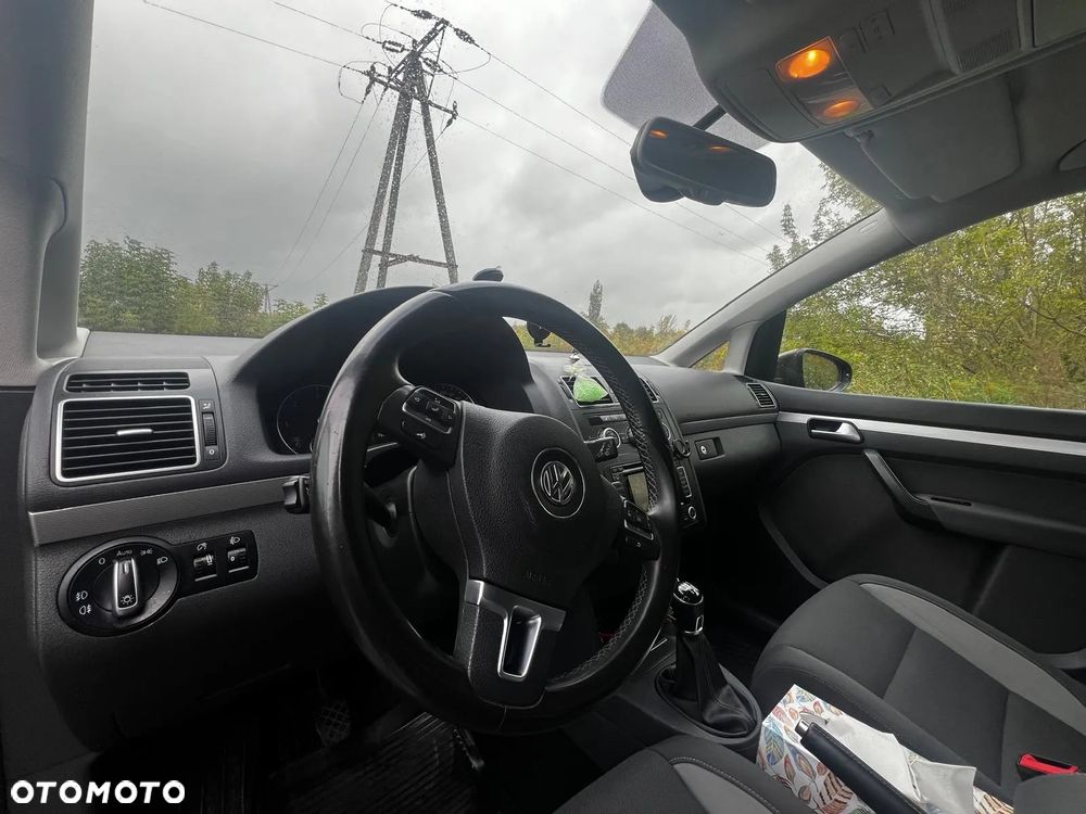 Volkswagen Touran 1.6 TDI DPF Comfortline - 12