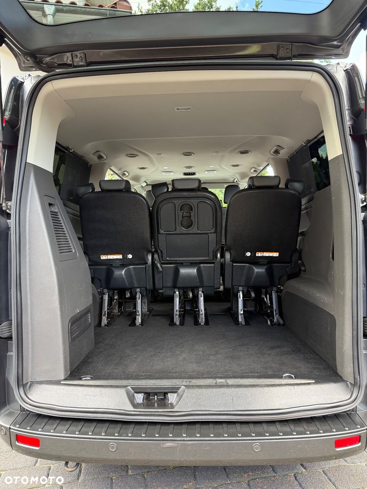 Ford Tourneo Custom 320 L2H1 VA Autm Titanium X - 29