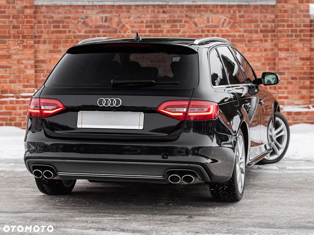 Audi S4 Avant S tronic - 12