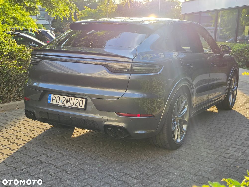 Porsche Cayenne - 5
