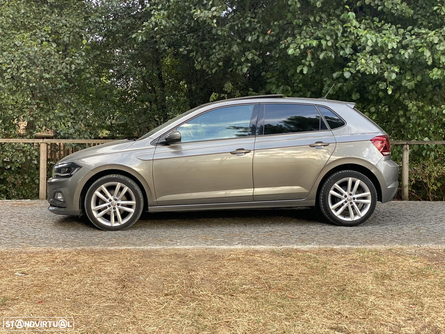VW Polo 1.6 TDI Highline DSG - 11