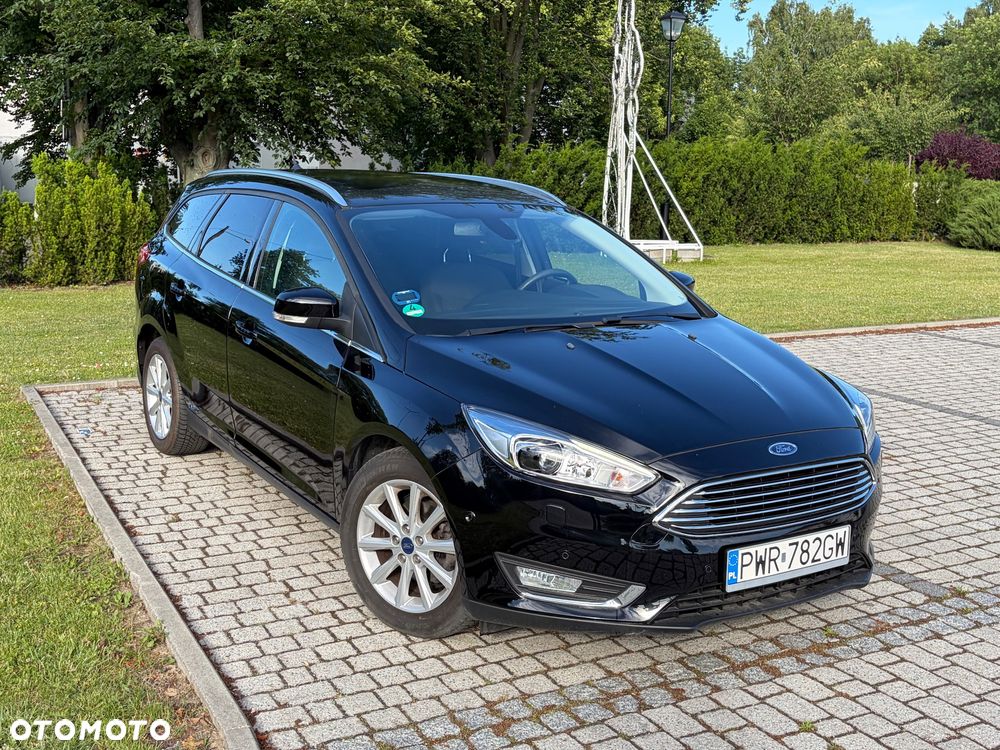 Ford Focus 1.0 EcoBoost Start-Stopp-System TITANIUM STYLE - 2
