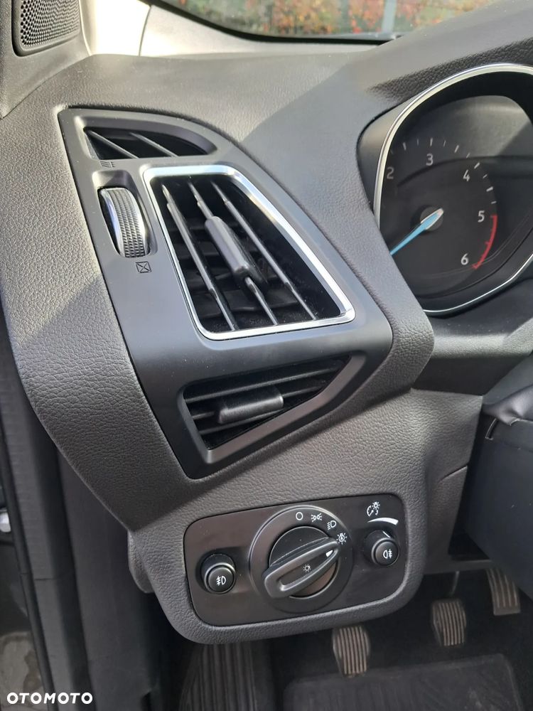 Ford Kuga 2.0 TDCi AWD Titanium - 16