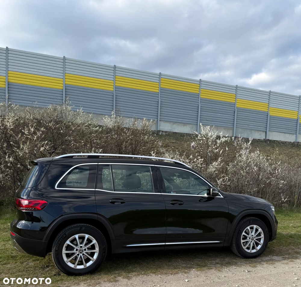 Mercedes-Benz GLB 180 7G-DCT - 7