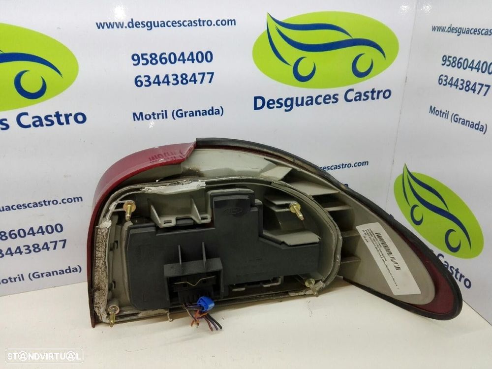 FAROLIM TRASEIRO ESQUERDO FORD MONDEO I 1995 - - 4