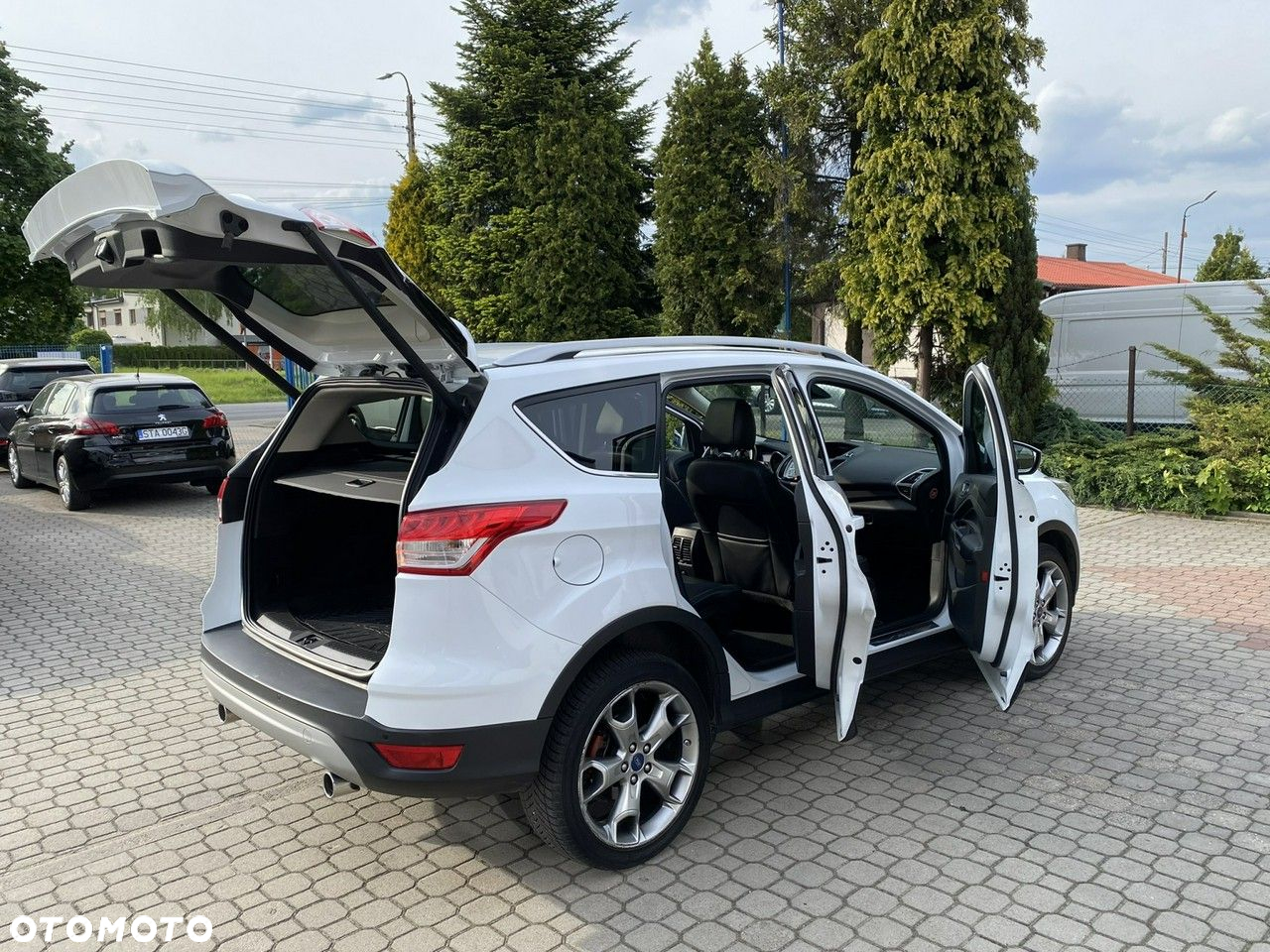 Ford Kuga - 32