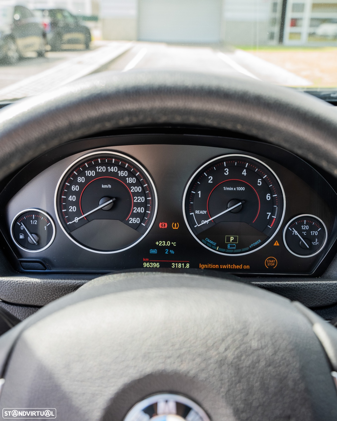 BMW 330 - 36