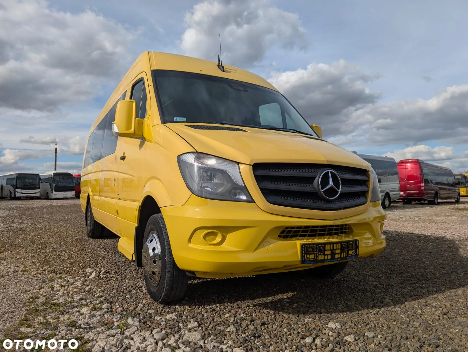 Mercedes-Benz Sprinter 519 - 12