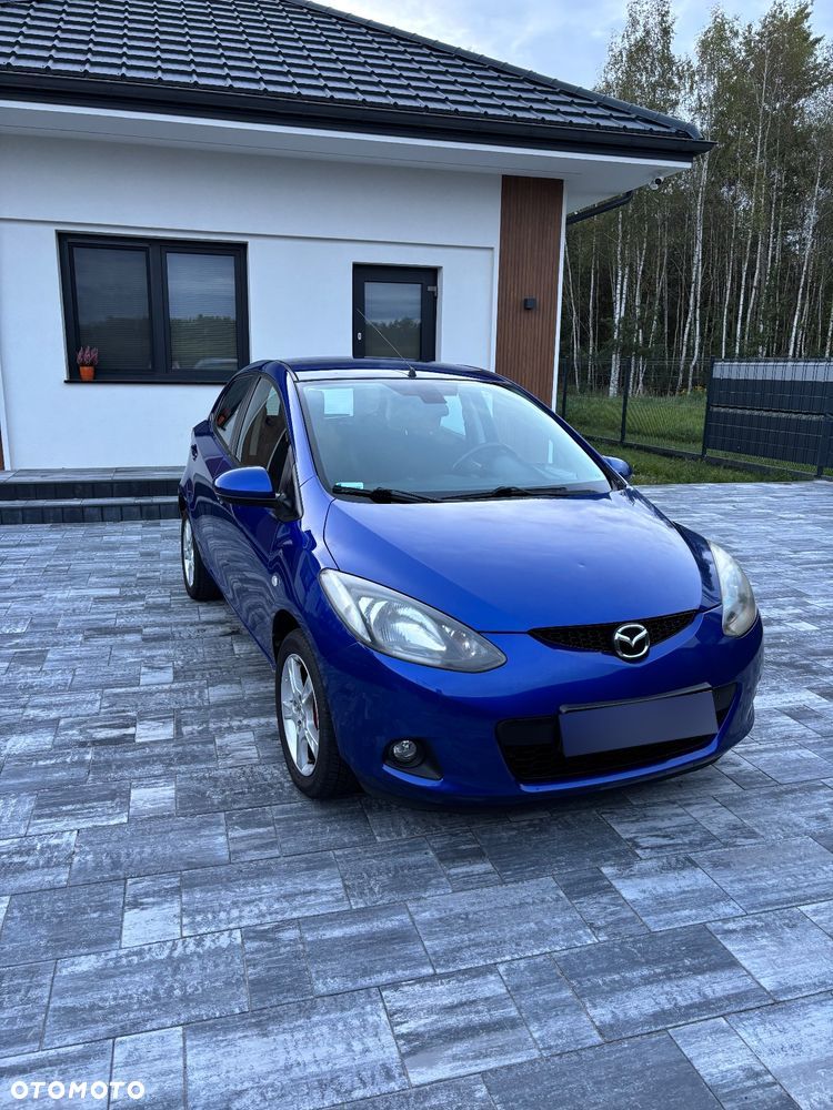 Mazda 2 - 4