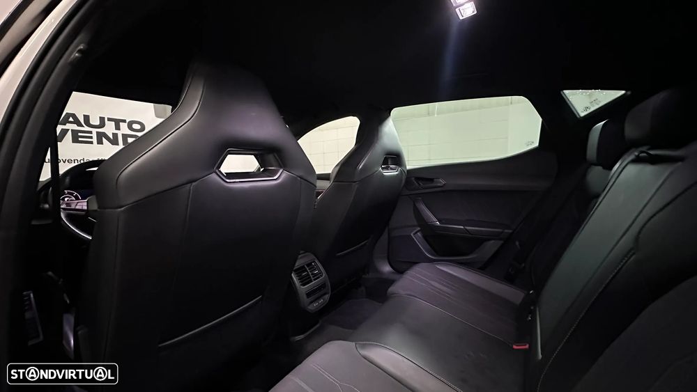 Cupra Leon 1.4 e-Hybrid (180 kW System) VZ CUP - 12