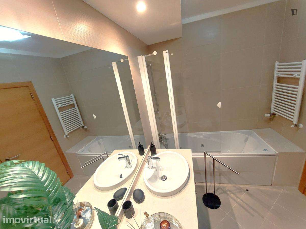 Apartamento com 1 quartos - localizado em Amadora Lisbon - Grande imagem: 2/11