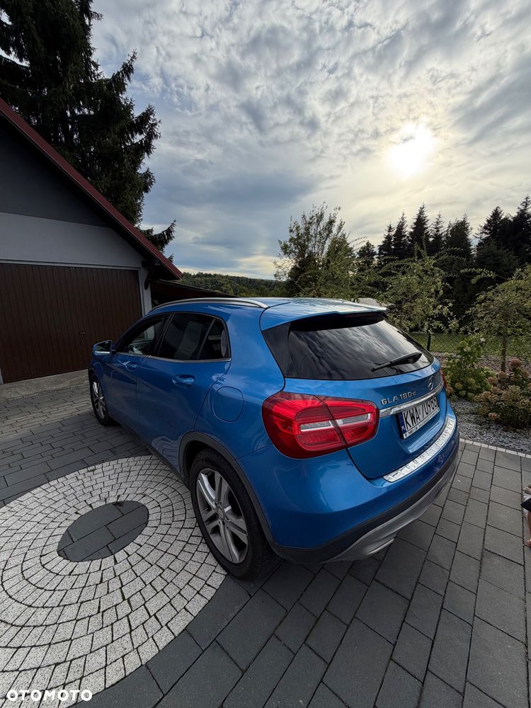 Mercedes-Benz GLA - 19