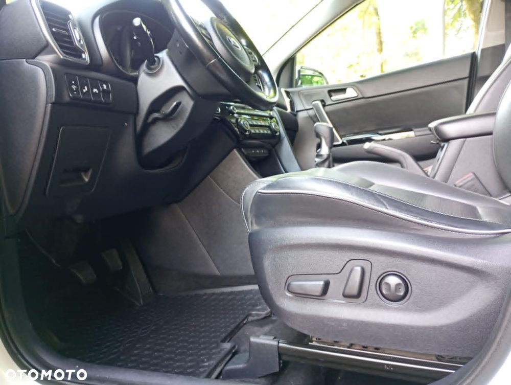 Kia Sportage 1.7 CRDI XL 2WD - 22