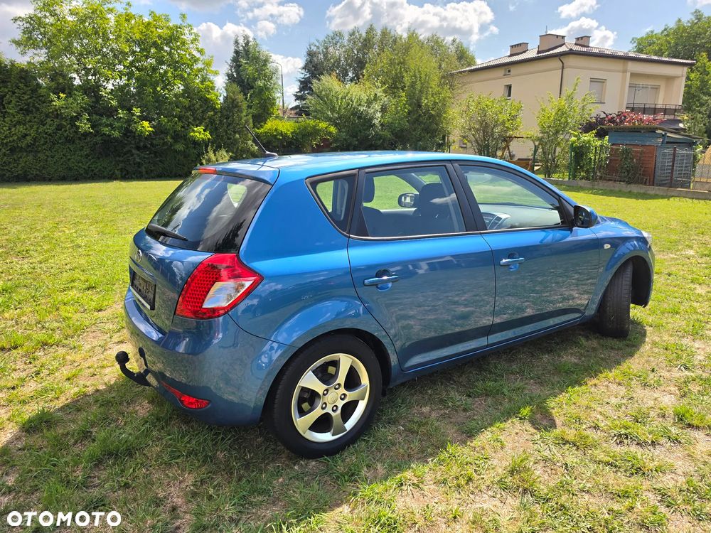 Kia Ceed 1.4 CVVT Vision - 22