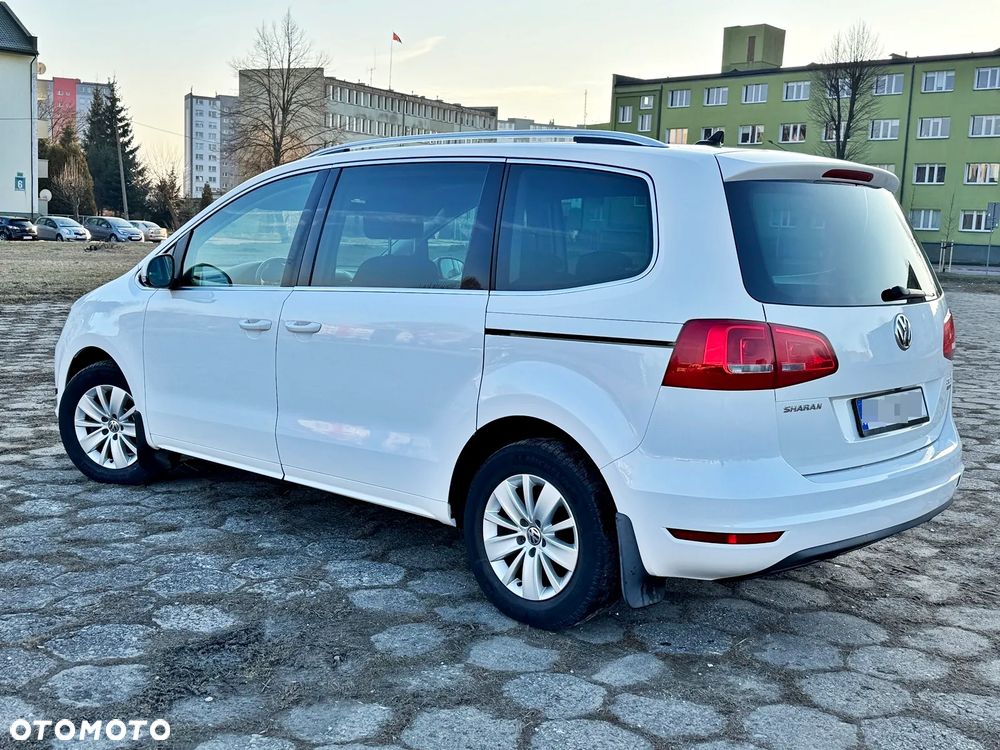 Volkswagen Sharan 2.0 TDI 4Motion BlueMotion Technology Highline - 3