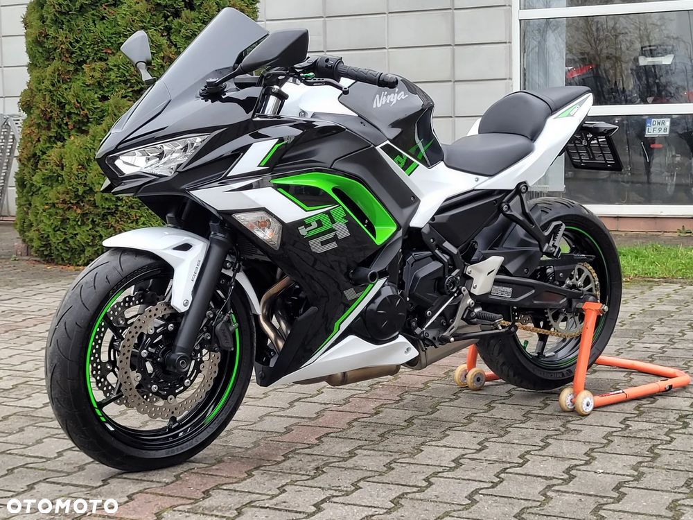 Kawasaki Ninja - 8