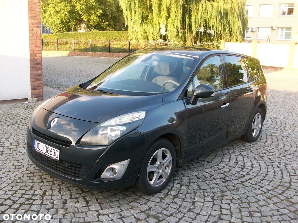 Renault Grand Scenic Gr 2.0 16V Bose Edition CVT - 1