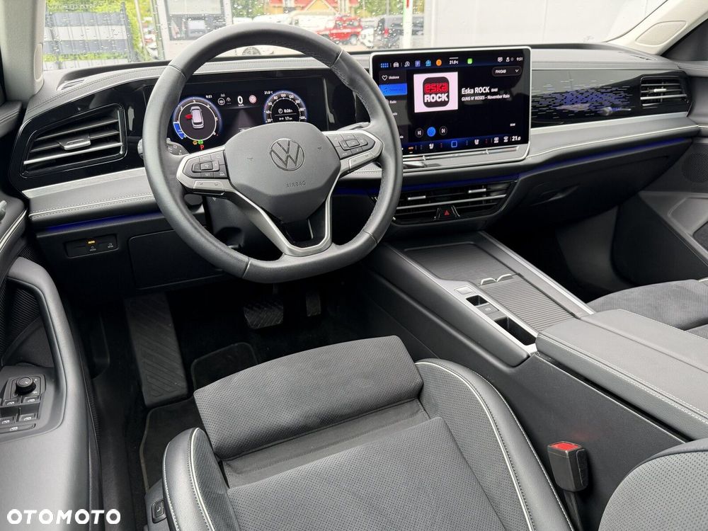 Volkswagen Passat - 19