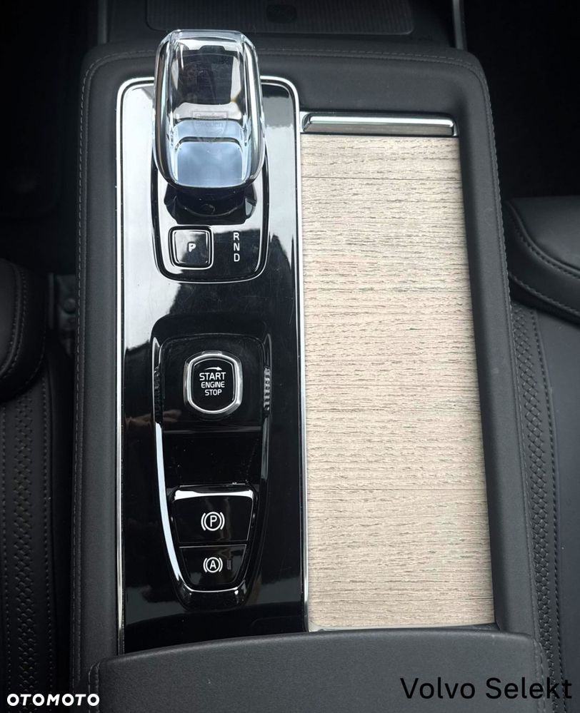 Volvo XC 90 - 16