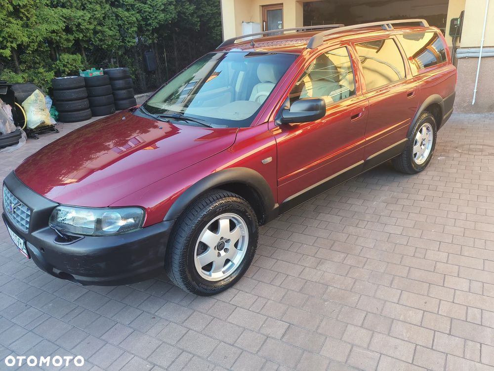 Volvo XC 70 2.5T AWD Ocean Race - 1
