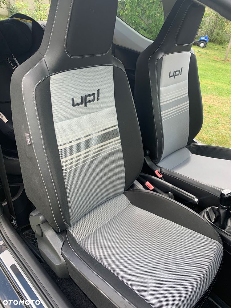 Volkswagen up! 1.0 black - 15