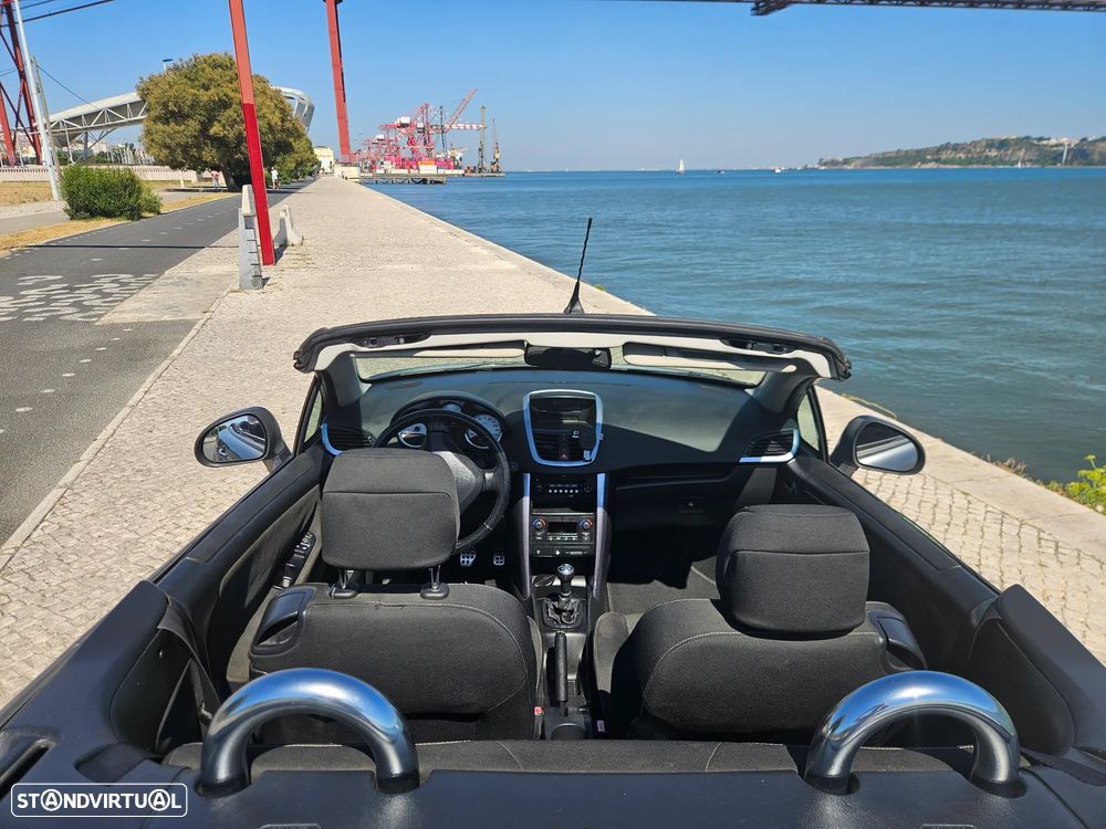 Peugeot 207 CC 1.6 HDi FAP Sport - 4