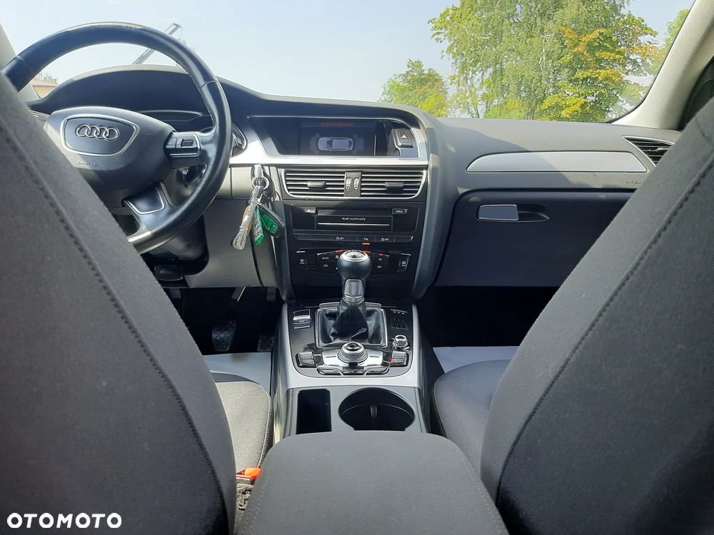 Audi A4 Avant 2.0 TDI DPF Attraction - 32