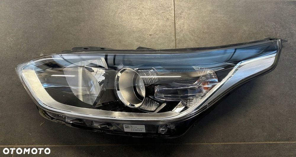 KIA CEED 2017- LAMPA LEWA PRZEDNIA PRZOD
