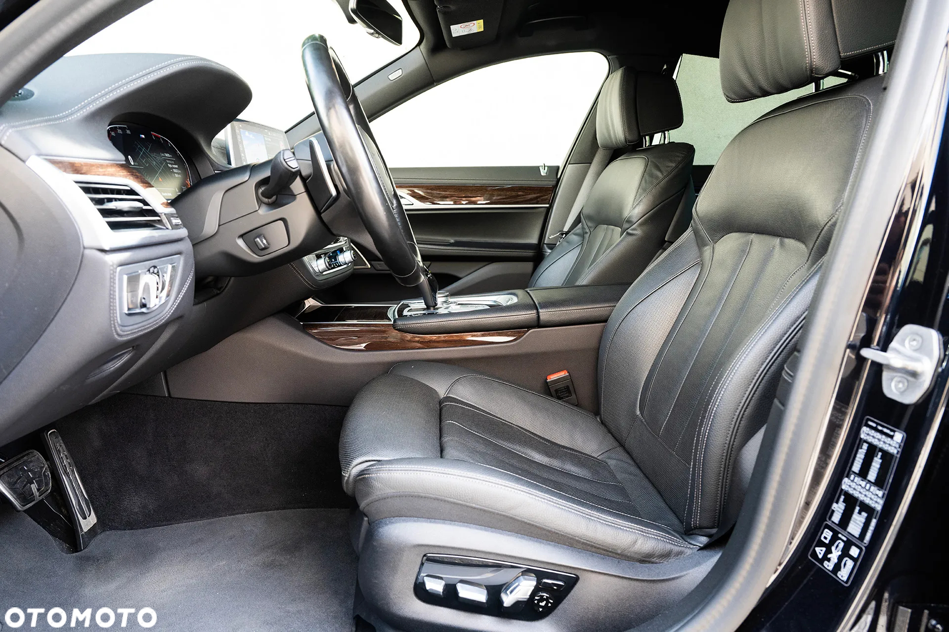BMW Seria 7 730d xDrive sport - 13