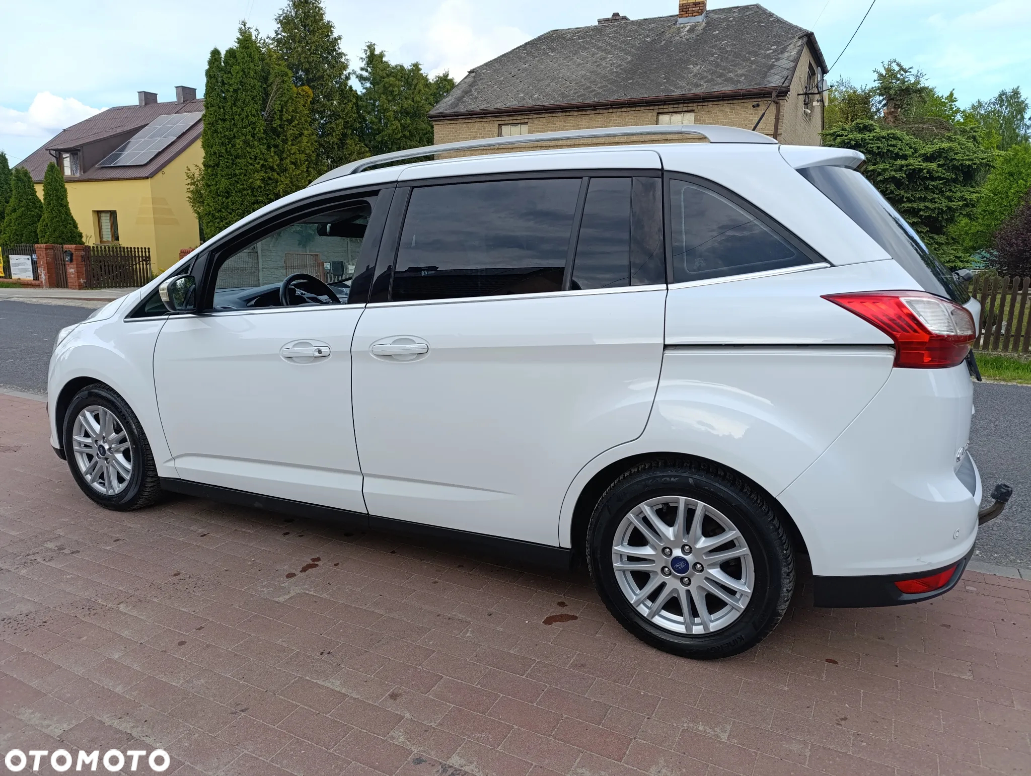 Ford Grand C-MAX 1.6 EcoBoost Start-Stop-System Titanium - 36