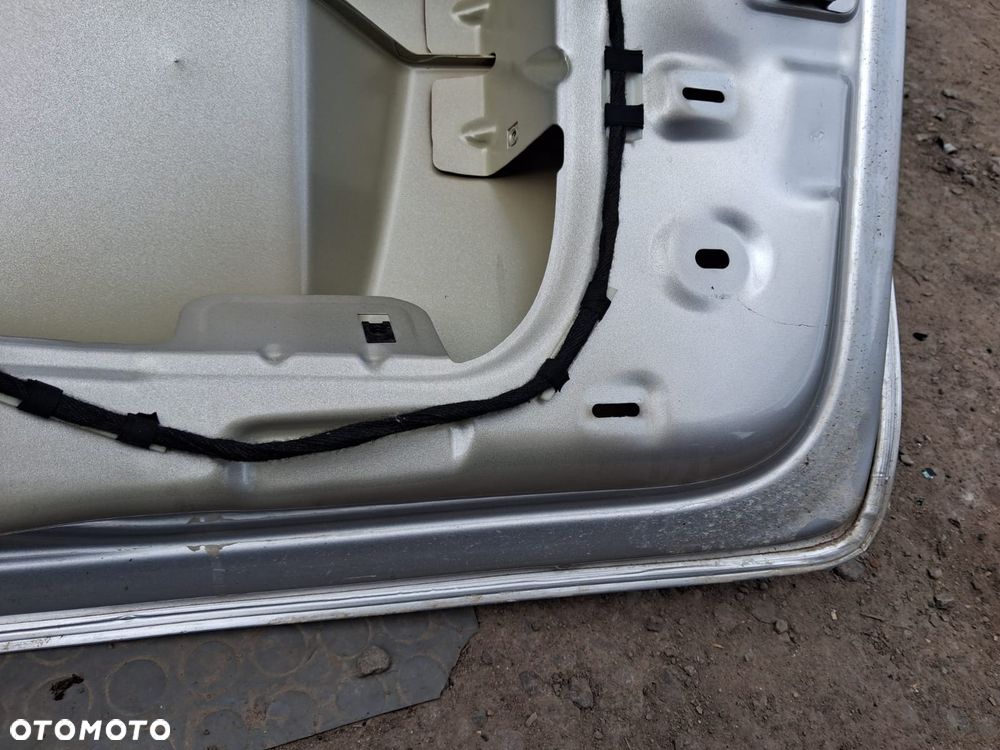 Klapa bagażnika VW GOLF V PLUS  srebrna   ITALIA!  OE - 11