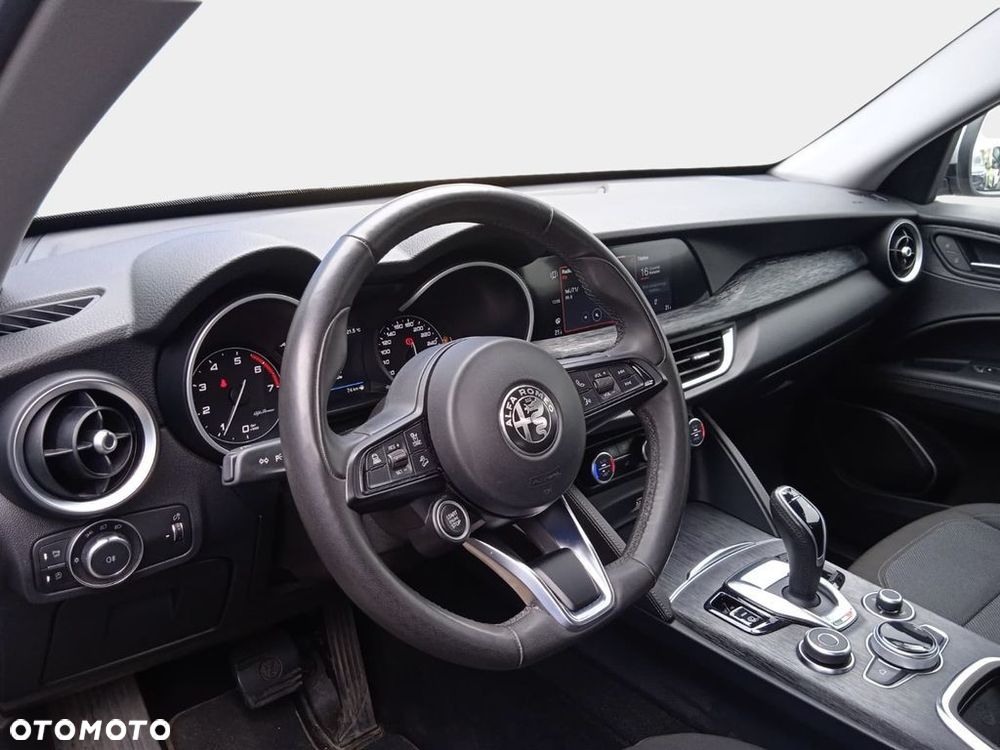 Alfa Romeo Stelvio 2.0 Turbo Business Q4 - 14