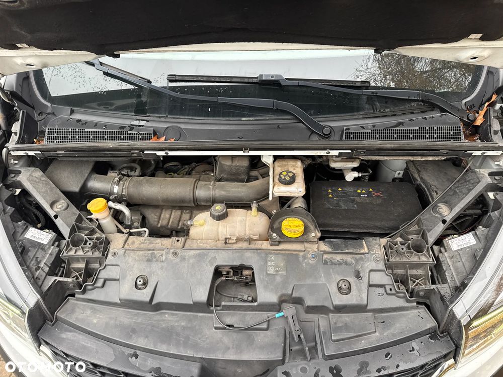 Renault TRAFIC DŁUGI LONG - 28