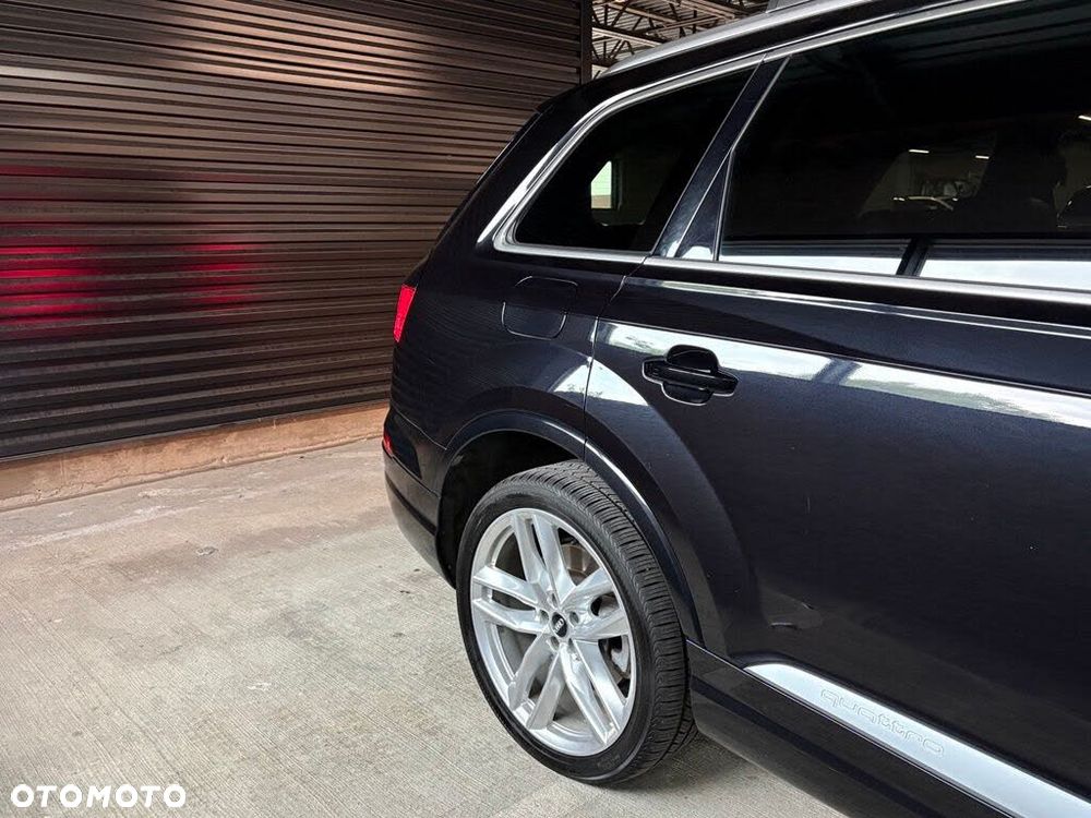 Audi Q7 3.0 TFSI Quattro Tiptronic - 10