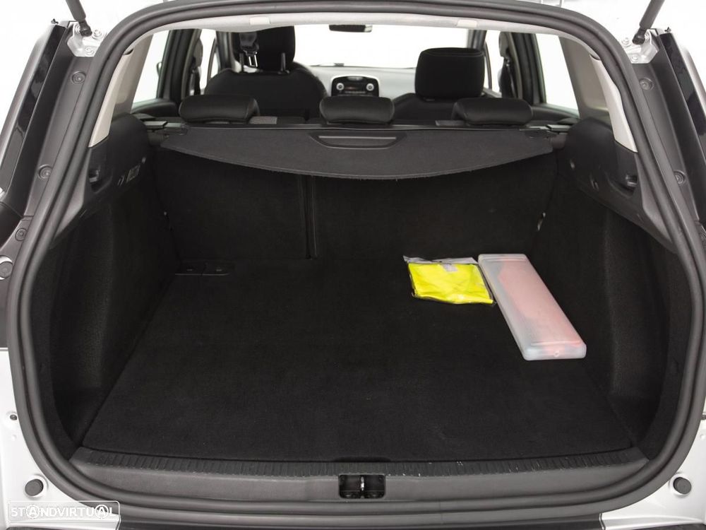 Renault Clio Sport Tourer 1.5 dCi Zen - 11