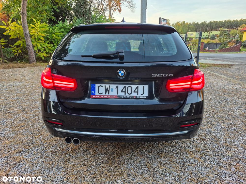 BMW Seria 3 320d Luxury Line - 13