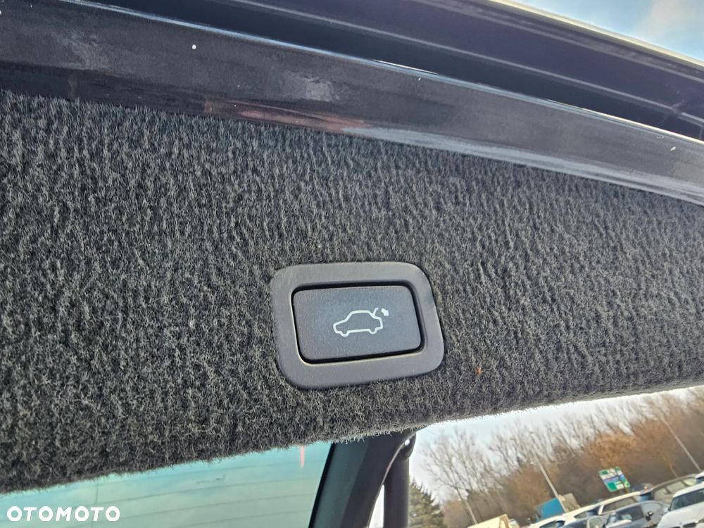 Volvo XC 60 D4 Geartronic Ocean Race - 24