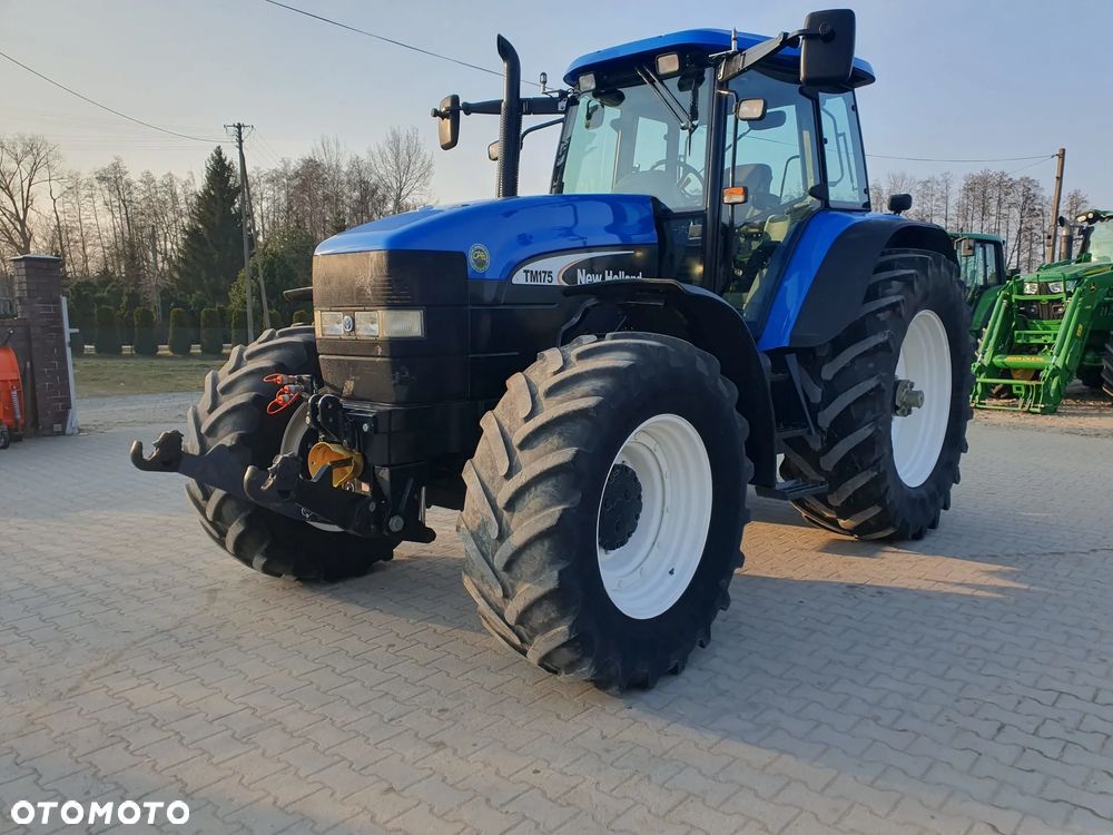 New Holland TM 175 - 1