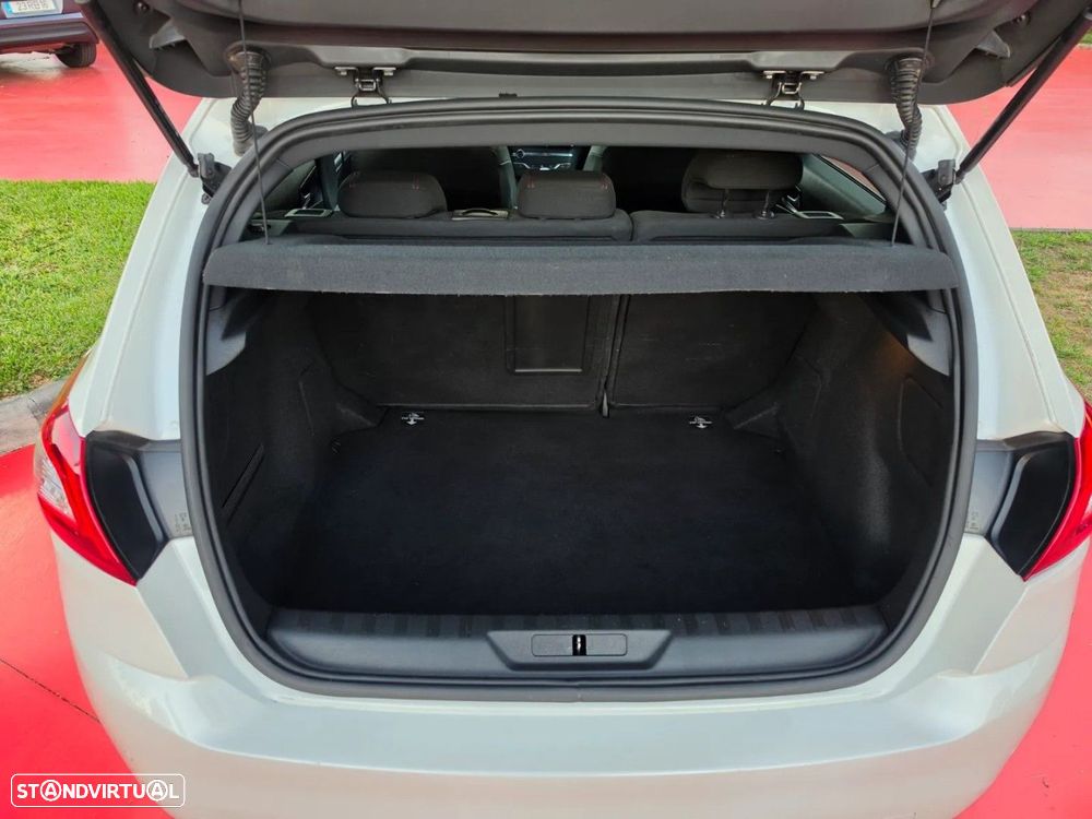 Peugeot 308 1.2 PureTech GT Line - 6