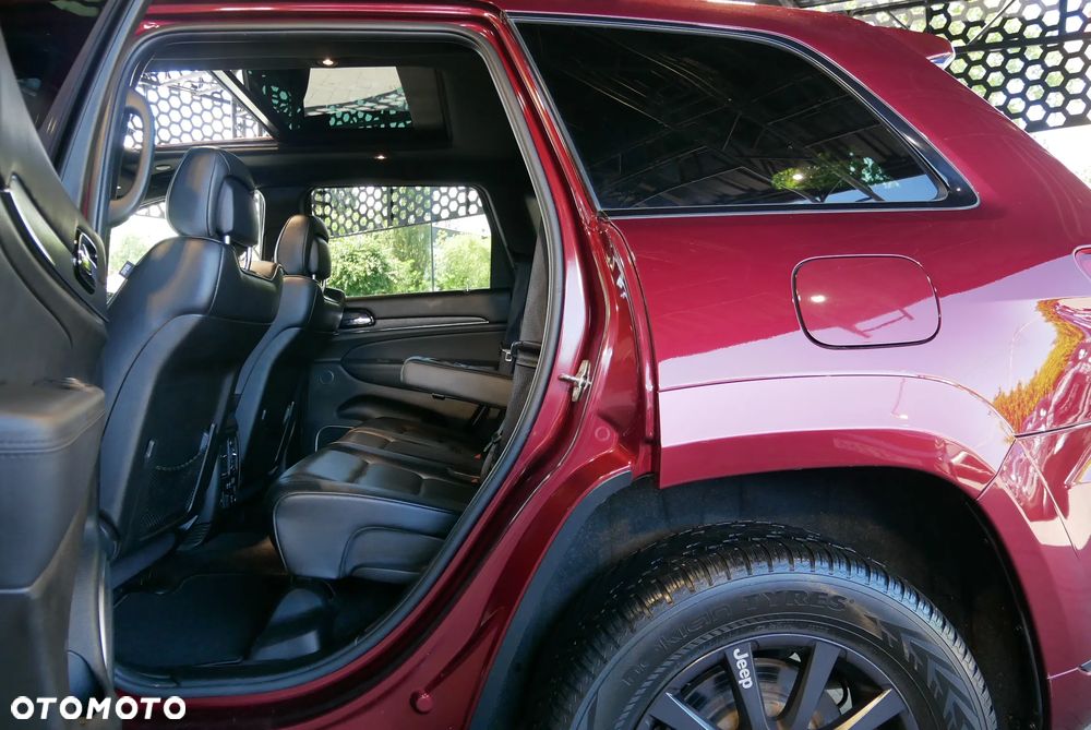 Jeep Grand Cherokee - 10