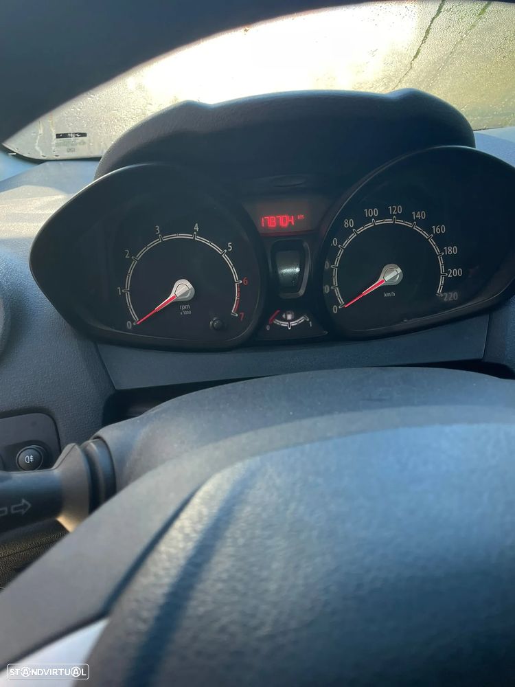 Ford Fiesta 1.25 Ambiente - 5