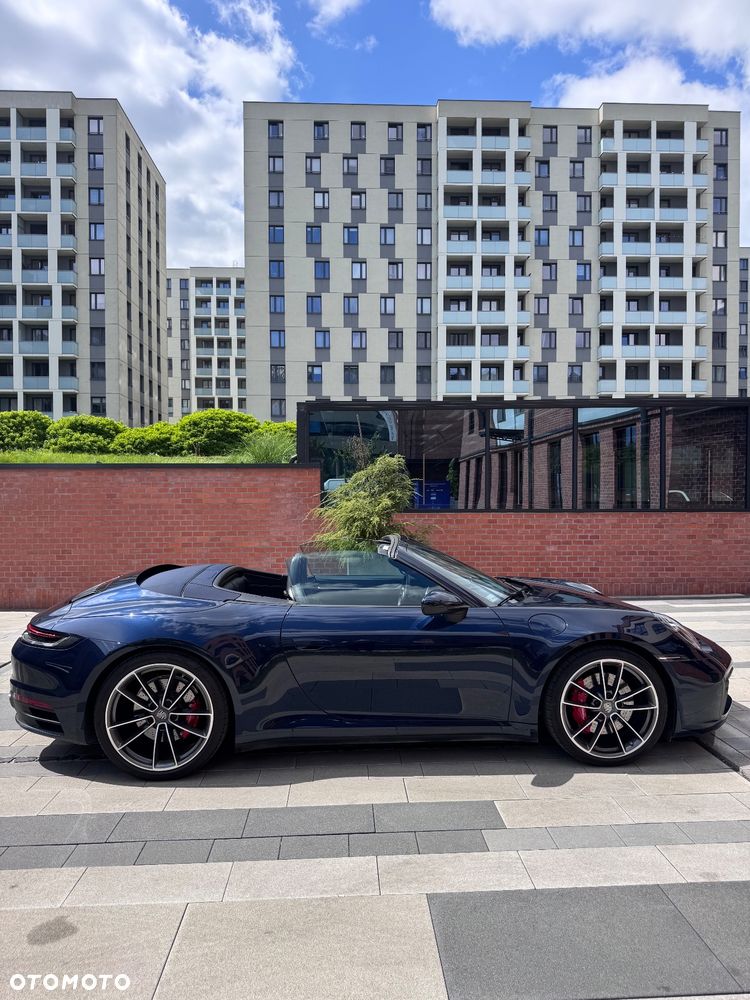 Porsche 911 Carrera 4S Cabrio - 13