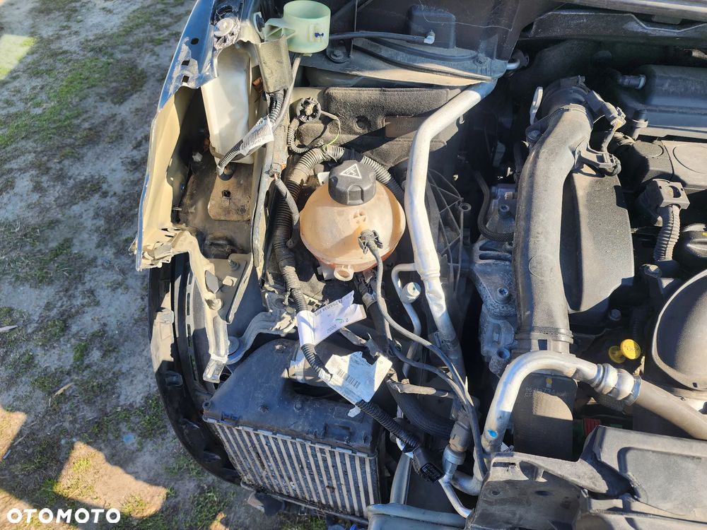 Peugeot 3008 THP 165 EAT6 Stop & Start Allure - 13