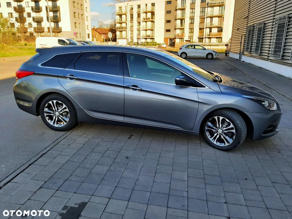 Hyundai i40 Kombi blue 1.7 CRDi DCT Trend - 5