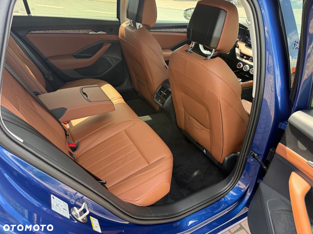 Skoda Superb 2.0 TDI SCR 4x4 L&K DSG - 10