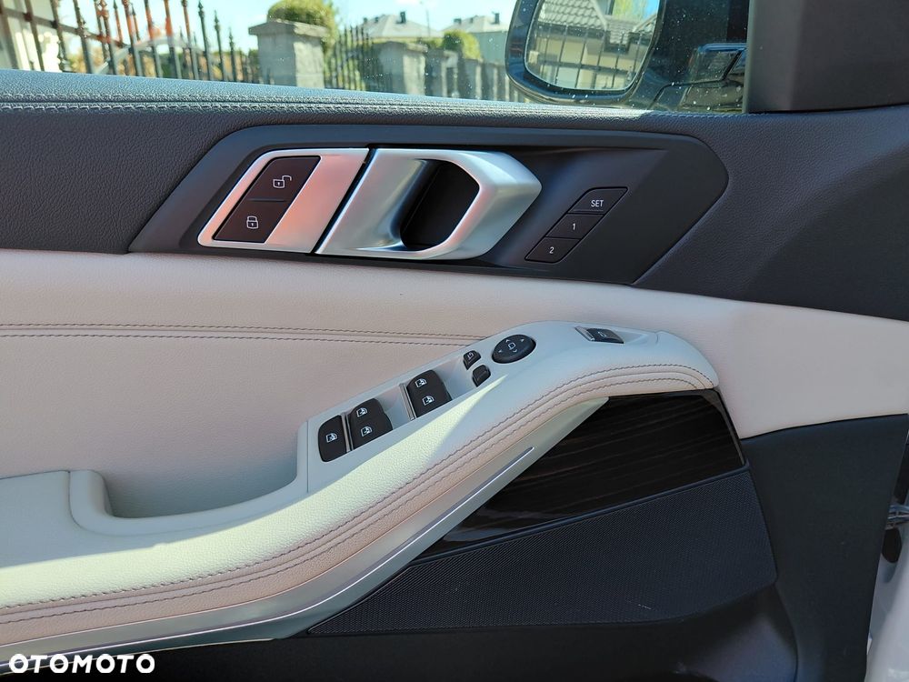 BMW X5 xDrive30d mHEV - 21